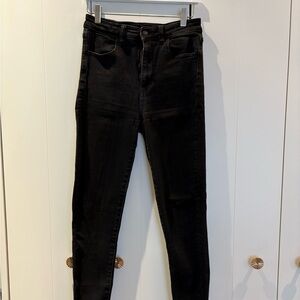American Age Black Skinny Jeans with Knee Rip